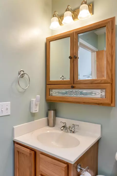 Bath - 2986 W W Riv, Gladwin, MI 48624 photo 2 of 6