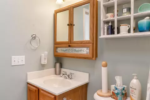 Bath - 2986 W W Riv, Gladwin, MI 48624 photo 3 of 6