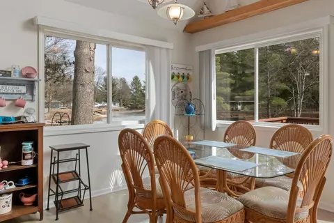 Dining - 2986 W W Riv, Gladwin, MI 48624 photo 1 of 1