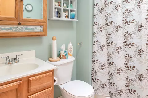 Bath - 2986 W W Riv, Gladwin, MI 48624 photo 1 of 6