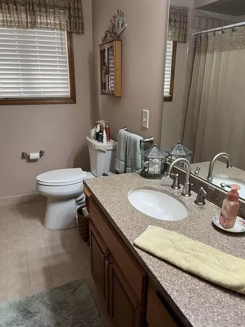 Bath - 7234 Bluebill, Algonac, MI 48001 photo 1 of 2