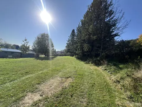 Exterior - 101 W 2nd, Caspian, MI 49915 photo 3 of 5