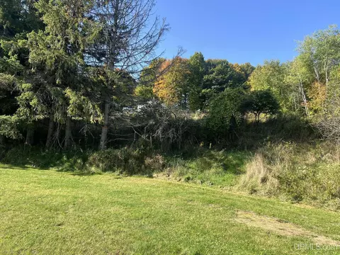 Exterior - 101 W 2nd, Caspian, MI 49915 photo 2 of 5