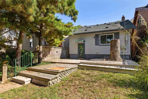 Exterior - 1081 Lakepointe, Grosse Pointe Park, MI 48230 photo 5 of 9