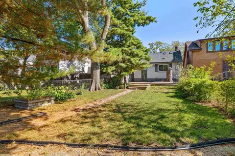 Exterior - 1081 Lakepointe, Grosse Pointe Park, MI 48230 photo 9 of 9