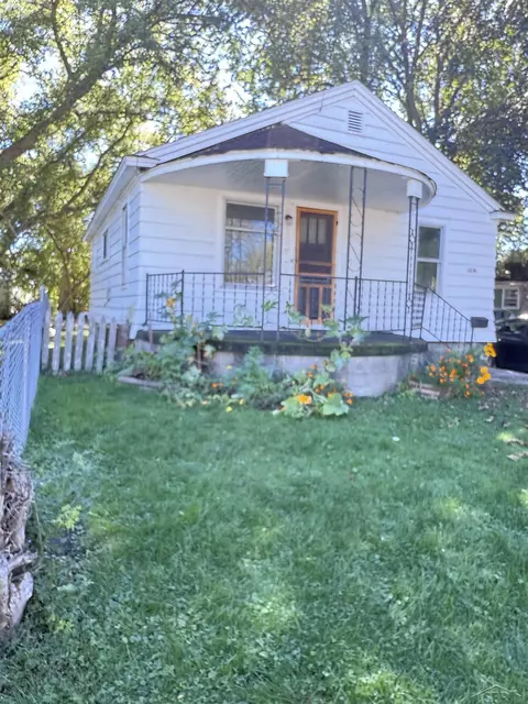 2236 King, Saginaw, MI 48602