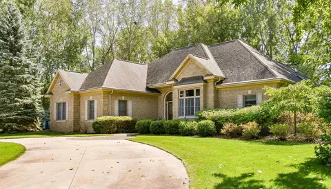 1043 Rosemary, Essexville, MI 48732