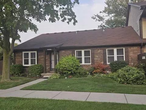 35279 Bristlecone, Clinton Township, MI 48035
