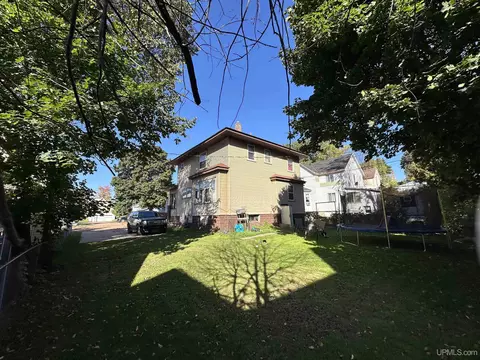 Exterior - 810 N 3rd, Ishpeming, MI 49849 photo 3 of 7