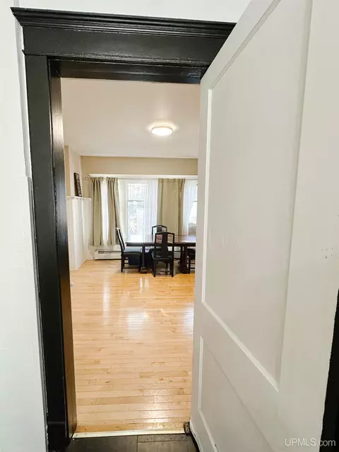 Entry Way - 810 N 3rd, Ishpeming, MI 49849 photo 2 of 6