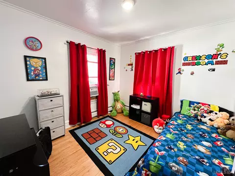 Bedroom - 810 N 3rd, Ishpeming, MI 49849 photo 2 of 8