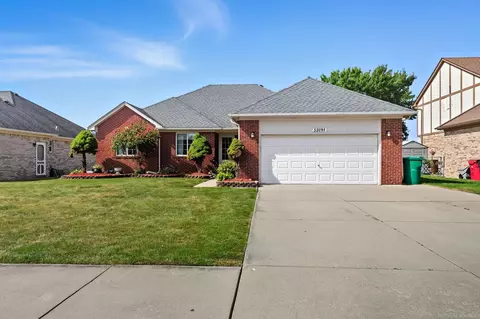 53091 W W Rdg, Chesterfield, MI 48051