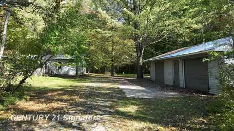3143 S Homer, Merrill, MI 48637