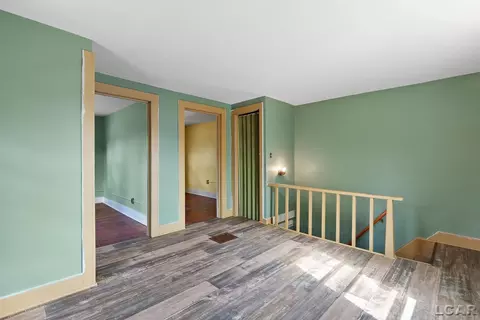 Entry Way - 376 Budlong, Adrian, MI 49221 photo 1 of 1