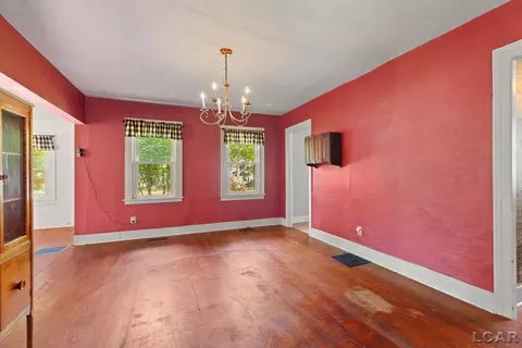 Dining - 376 Budlong, Adrian, MI 49221 photo 2 of 2