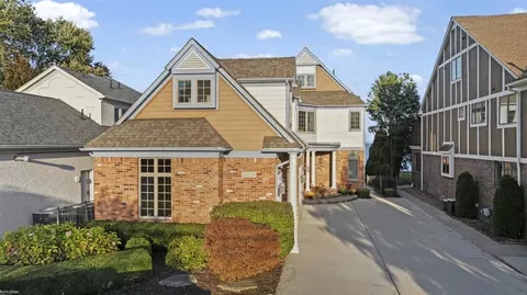 38128 Lakeshore, Harrison Township, MI 48045
