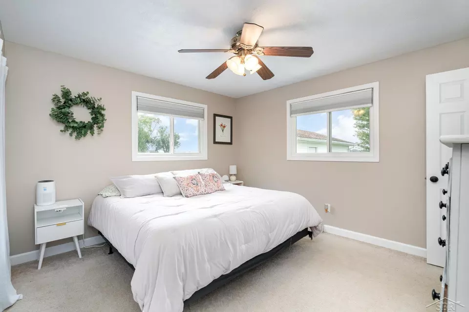 Bedroom - 4888 Cole Rd, Saginaw, MI 48601 photo 3 of 4
