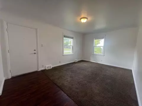 Living - 3418 Keyes, Flint, MI 48504 photo 3 of 3