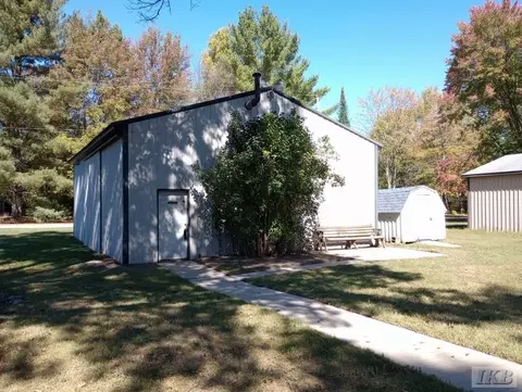 Exterior - 659 Pine, Gladwin, MI 48624 photo 5 of 5
