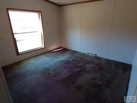 Bedroom - 659 Pine, Gladwin, MI 48624 photo 2 of 2