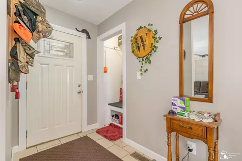 Entry Way - 10339 E Frst, Roscommon, MI 48653 photo 1 of 1