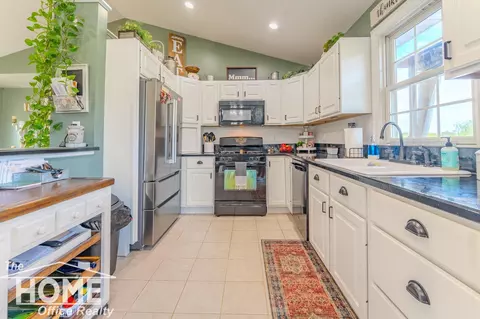 Kitchen - 849 Hite, Bancroft, MI 48414 photo 1 of 2