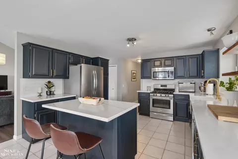 Kitchen - 21372 Florence, Macomb, MI 48044 photo 4 of 10