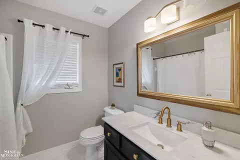 Bath - 21372 Florence, Macomb, MI 48044 photo 4 of 5