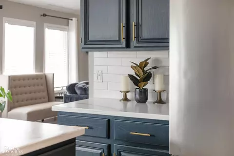 Kitchen - 21372 Florence, Macomb, MI 48044 photo 5 of 10