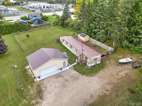 7910 Phelps, Newberry, MI 49868