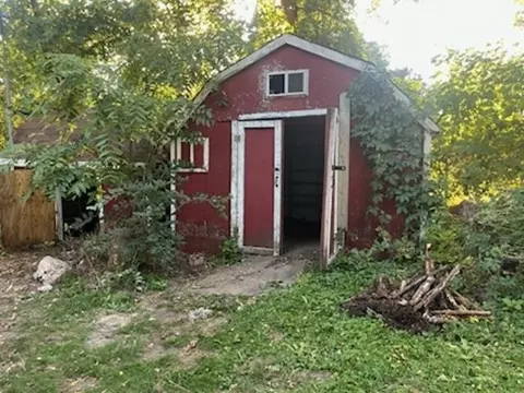 1287 Maxson, Flint, MI 48504 photo 5