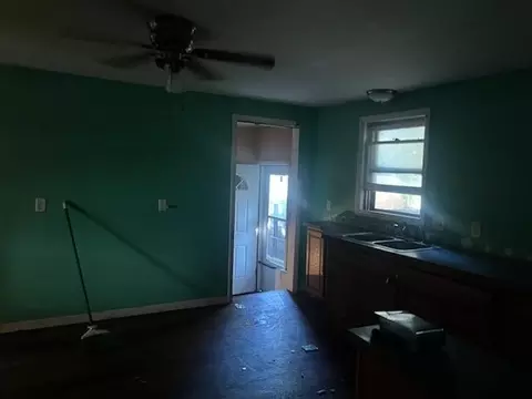 1287 Maxson, Flint, MI 48504 photo 6