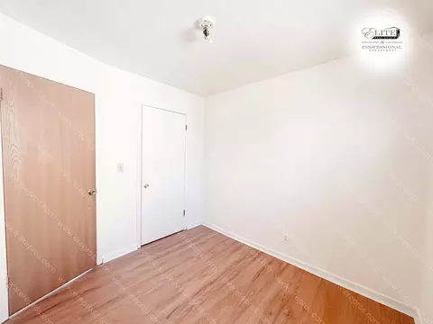 Bedroom - 3702 Branch, Flint, MI 48506 photo 6 of 6