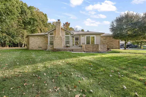 11301 Black Walnut, Washington, MI 48094