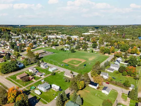 View/Area - 400 Brule, Caspian, MI 49915 photo 1 of 2