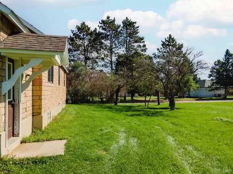 Exterior - 400 Brule, Caspian, MI 49915 photo 5 of 7