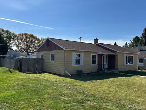 706 Duncan, Ishpeming, MI 49849 photo 3