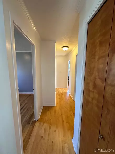706 Duncan, Ishpeming, MI 49849 photo 18