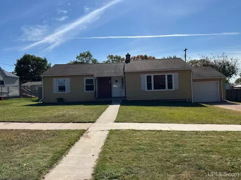 706 Duncan, Ishpeming, MI 49849 photo 2
