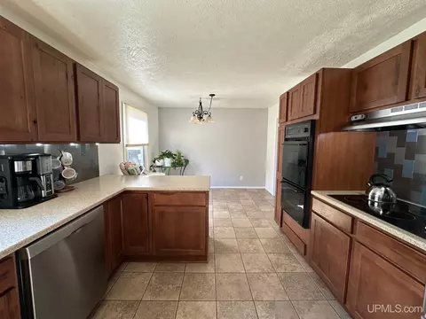 706 Duncan, Ishpeming, MI 49849 photo 20