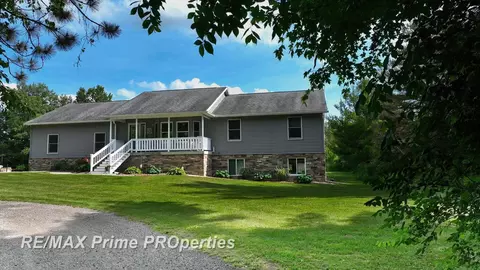 4697 Swaffer, Millington, MI 48746