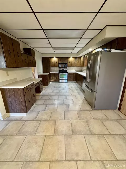 826 N N Pne, Ishpeming, MI 49849 photo 12