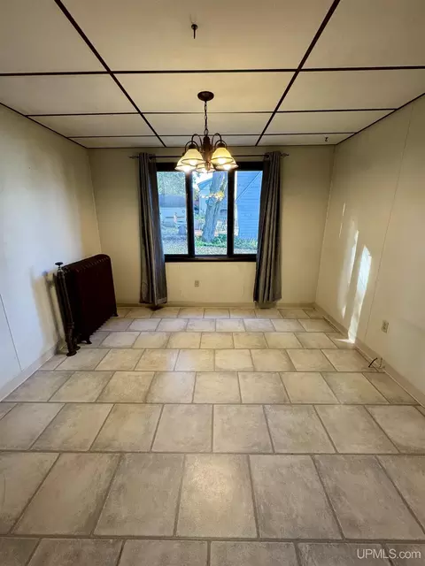 826 N N Pne, Ishpeming, MI 49849 photo 11
