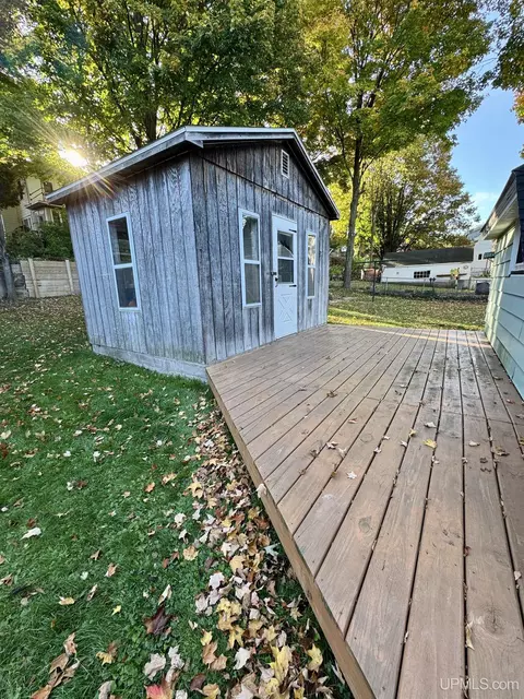 826 N N Pne, Ishpeming, MI 49849 photo 30