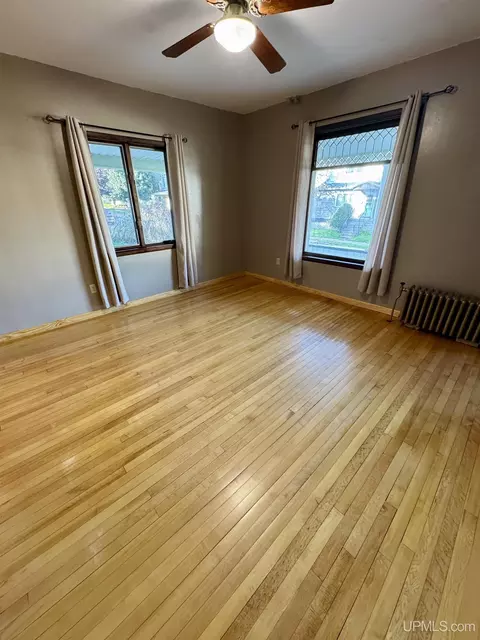826 N N Pne, Ishpeming, MI 49849 photo 7