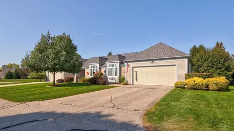 5616 Windfield, Bay City, MI 48706