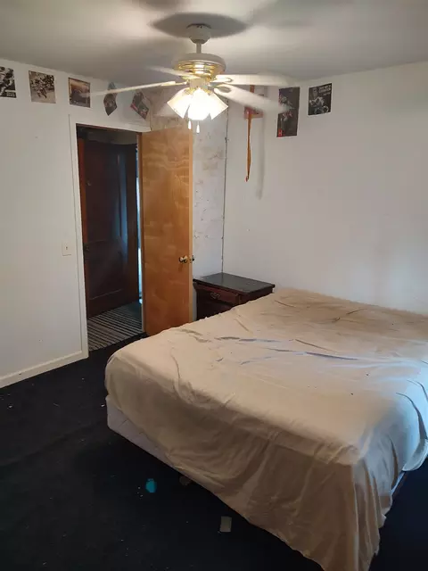 Bedroom - 7426 E M21, Corunna, MI 48817 photo 2 of 2
