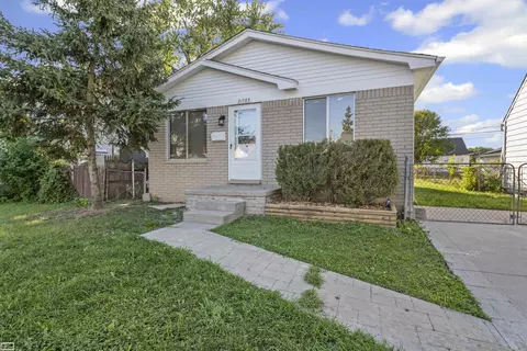 21785 Tuscany, Eastpointe, MI 48021