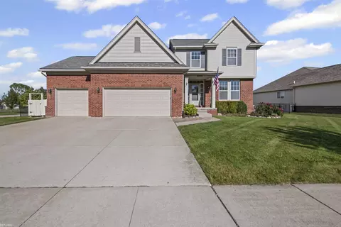 53561 Mary Ann, New Baltimore, MI 48047