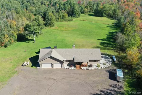 18668 Tuski, Bergland, MI 49910